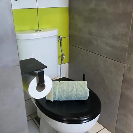 Avec Jardin Prive & Jacuzzi * نيس