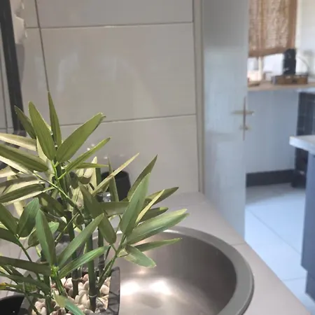 Avec Jardin Prive & Jacuzzi شقة *