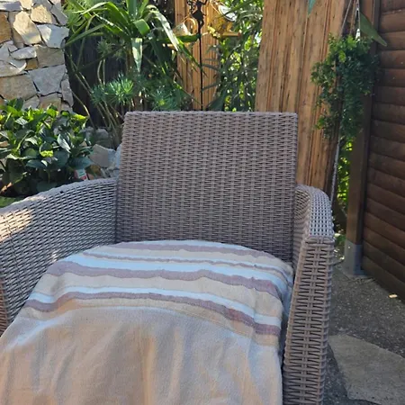 Avec Jardin Prive & Jacuzzi