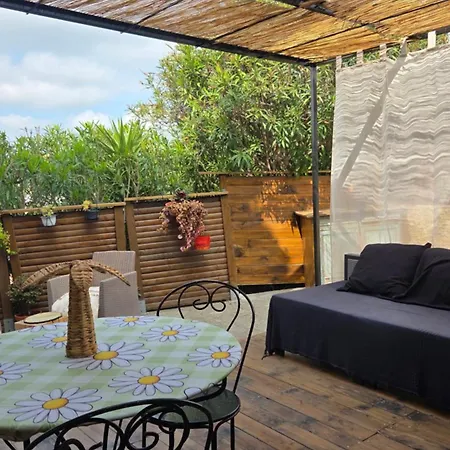 Avec Jardin Prive & Jacuzzi