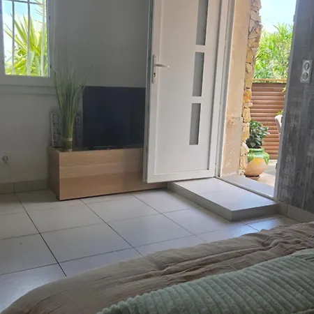 Avec Jardin Prive & Jacuzzi *